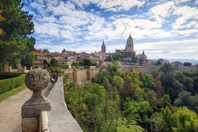 From Madrid: Segovia Guided Afternoon Tour - Segovia by bus: what 5 hours changes (and what it can’t)