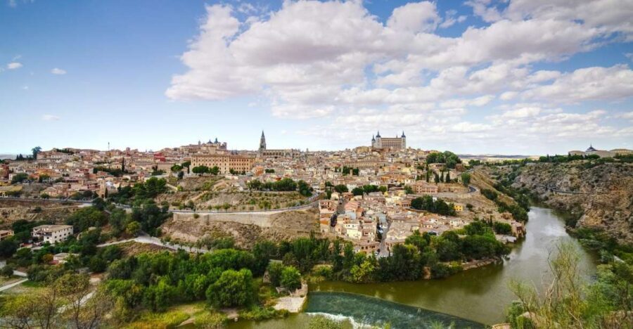From Madrid: Toledo and Segovia Guided Day Trip - The Toledo old-town walking tour: what you’re really paying for