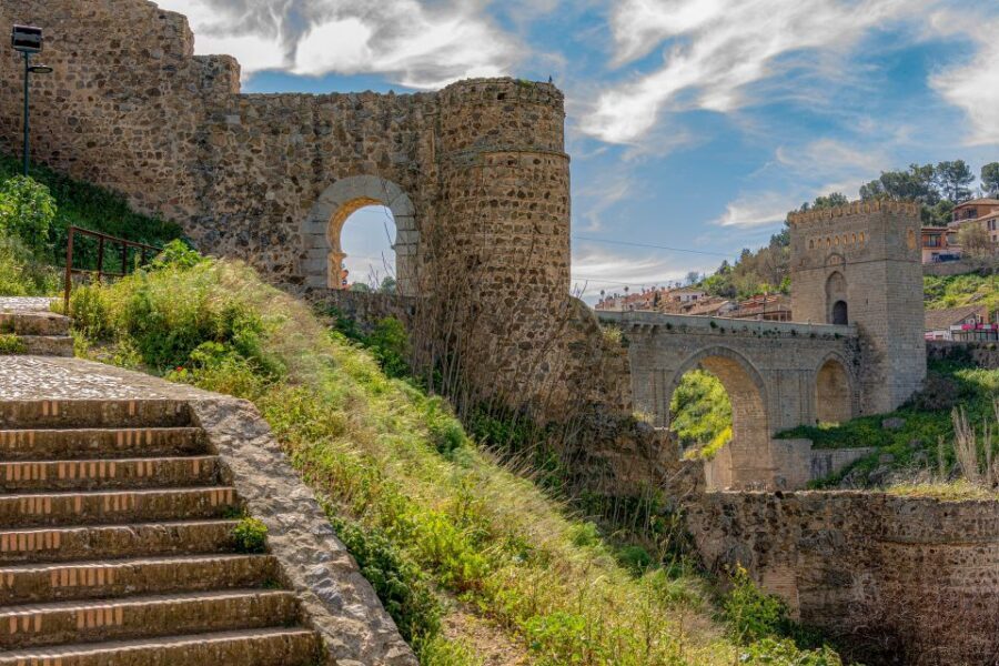 From Madrid: Toledo and Segovia Highlights Private Tour - Key highlights you’ll feel immediately