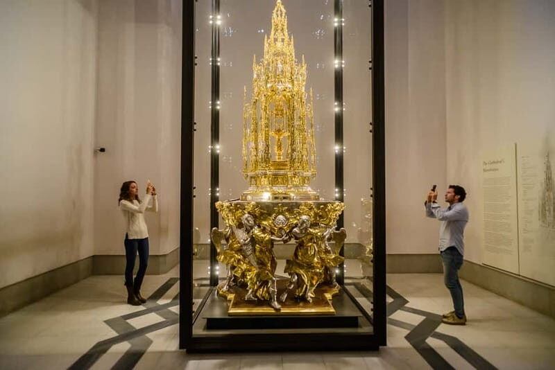 From Madrid: Toledo Day Trip with Cathedral and 8 Monuments - Alcázar of Toledo: guided history plus skyline views
