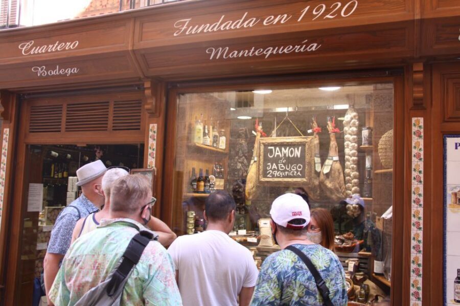 From Madrid: Toledo & Jewish Quarter Half-Day Tour - Key moments worth centering your plan