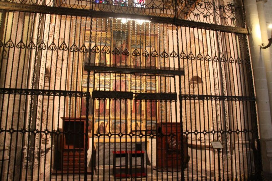 From Madrid: Toledo & Jewish Quarter Half-Day Tour - Should you book the Madrid to Toledo half-day?