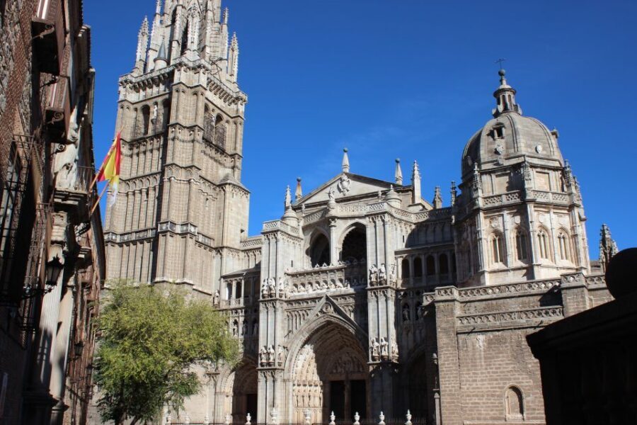 From Madrid: Toledo with 3 Monuments and Optional Cathedral - Inside Toledo: How the “3 Monuments” Format Works in Real Life