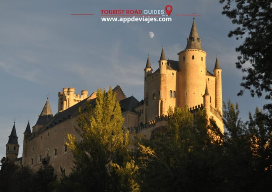 From Madrid: Tour Private Toledo & Segovia - Church of Santo Tomé and El Greco’s The Burial of the Count of Orgaz