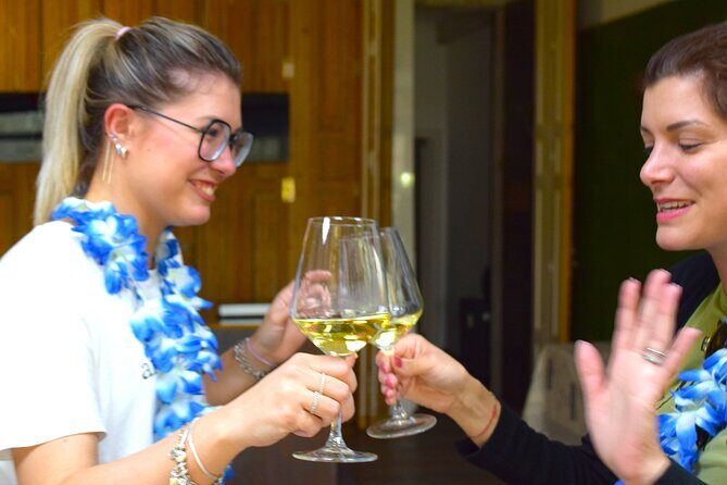 Gourmet Experience: Tasting of Spanish Cheese and Exclusive Wines - A 70-minute Spanish palate lesson in the heart of Madrid