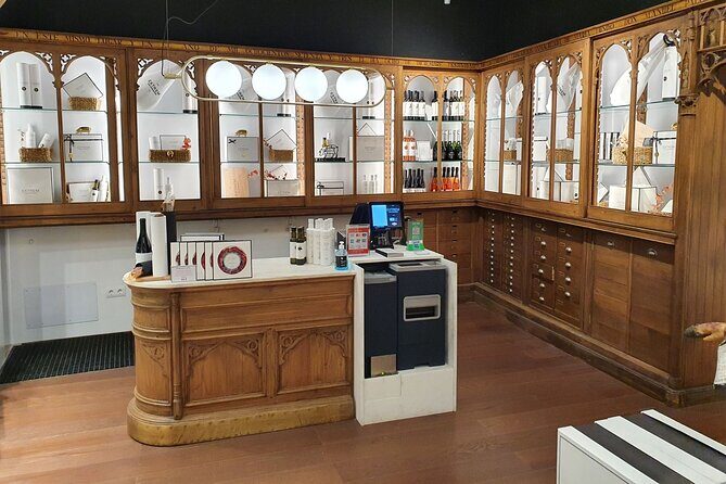 Gourmet Tasting of Iberian Ham Oil and Wine Small Group in Madrid - Price and value: is $75 fair for what you get?