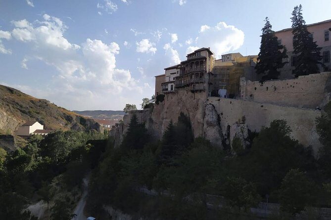 Guided tour: Cuenca + Cathedral - Museo de Arte Abstracto Español: quick art time that’s not random
