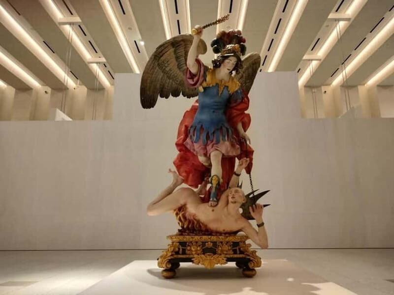 Guided Tour of The Royal Collections Gallery - The hidden-gems effect, without the guesswork