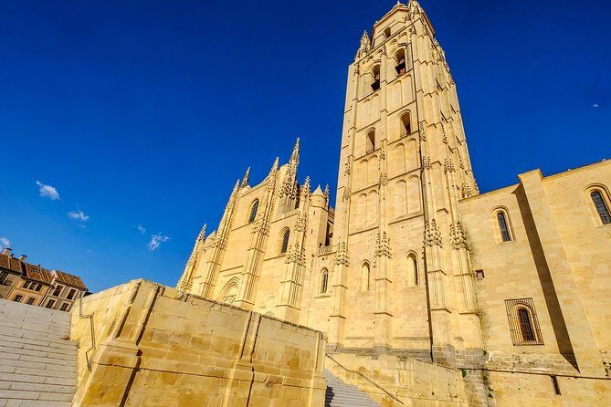 Guided Tour to Tower / Guided Tour of the Tower - Price and Value: Why This Costs $8.97
