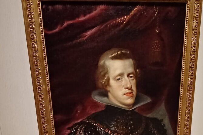 Guided Walking Tour of the Royal Collections Gallery - Where you meet and how to not lose time