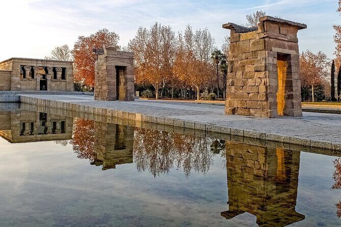 Highlights of Madrid - Small Group Walking Tour - Starting at Heladería Palazzo and Getting Your Madrid Bearings