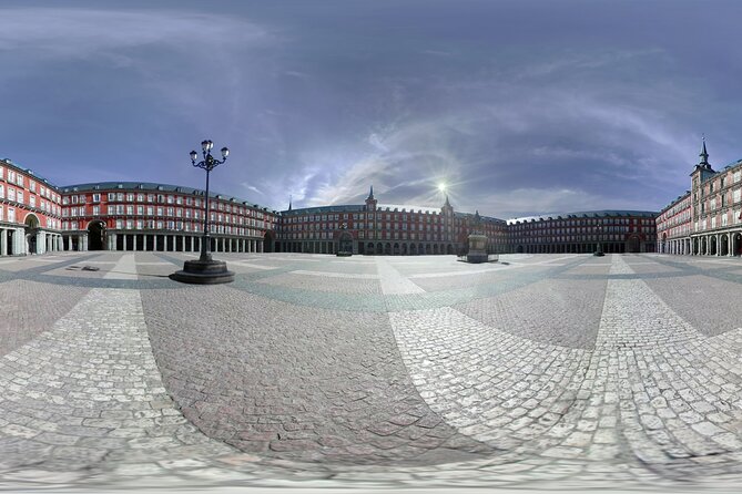 Historic Madrid Virtual Reality Experience with an Official Guide - Puerta del Sol: the clock, the crossroads, and why it matters
