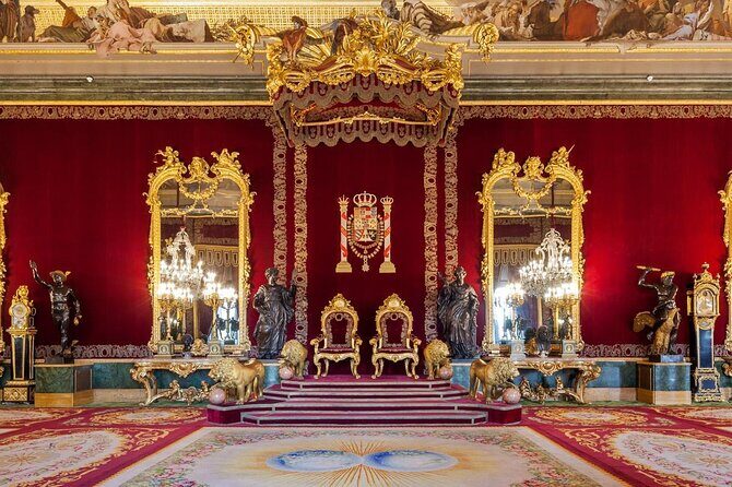 Historical Visit to the Royal Palace Madrid - The palace’s origin story: fire, rebuild, and a famous architect