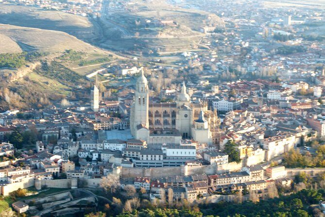 Hot Air Balloon Ride in Segovia with Toast, Picnic and Video - Safety, comfort, and who should feel comfortable on this flight