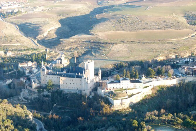 Hot Air Balloon Ride in Segovia with Toast, Picnic and Video - Cruising over Segovia: reading the city from above