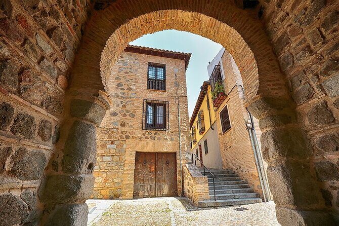 Influential Toledo & Bookish Consuegra, Full Day Tour from Madrid - Quick hits