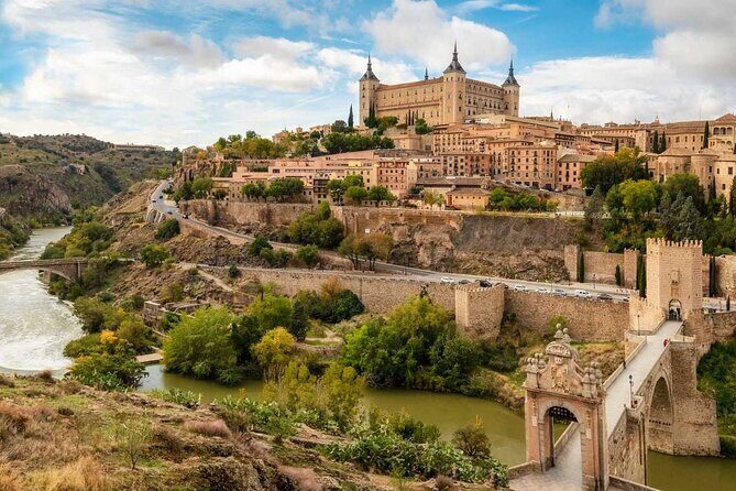 Influential Toledo & Bookish Consuegra, Full Day Tour from Madrid - Consuegra’s windmills: where the story sets the scene