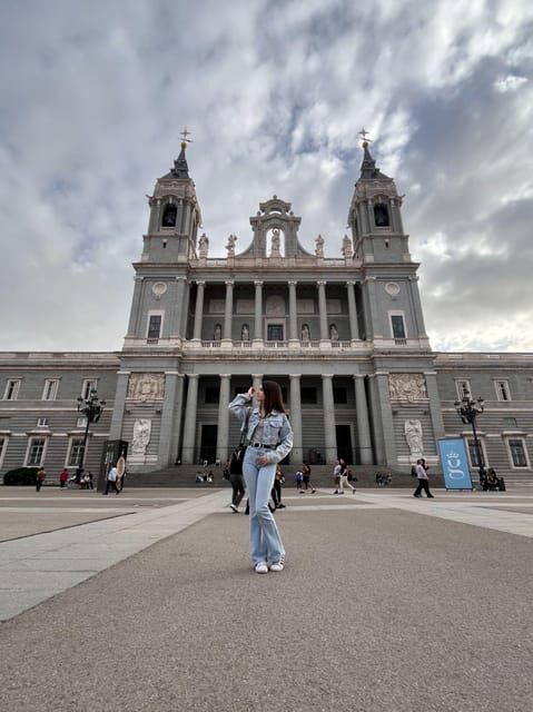 InstaSpots: tour of the most photographable spots in Madrid - Walking Time, Pace, and What to Wear