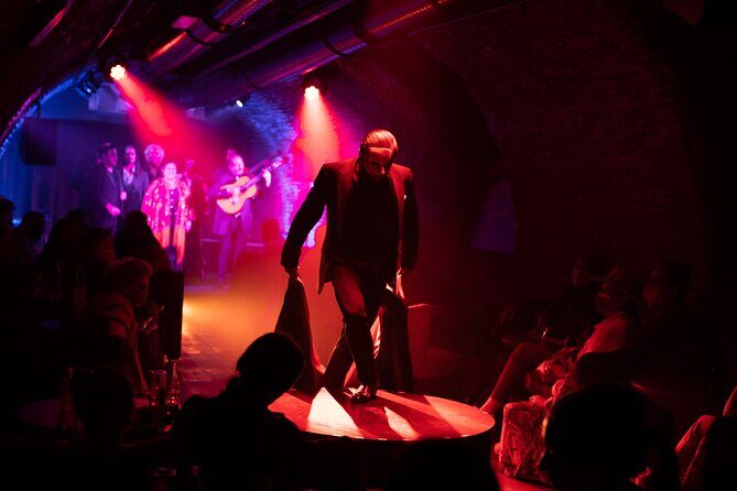 Intimate Flamenco Show & Spanish Drink in Madrid at La Carmela - La Carmela’s intimate basement tablao in central Madrid