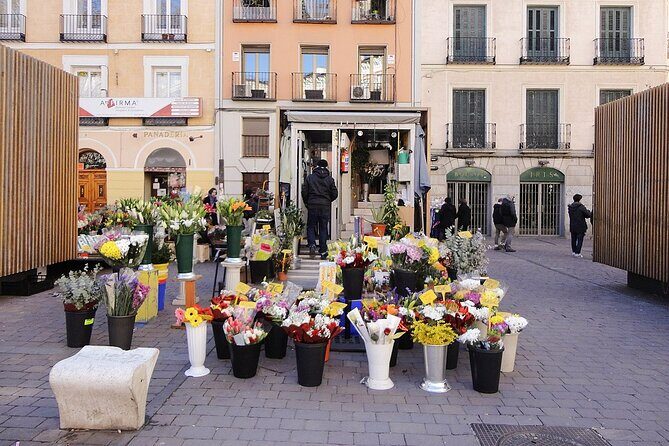 La Latina to Madrid Guided Tour with Breakfast - Breakfast in La Latina: the easiest way to start Madrid right