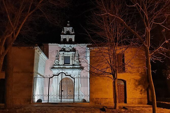 Legends Tour in Cuenca - Starting at Oficina de Turismo: the best way to orient fast