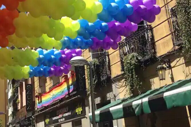 LGBTQ District Tapas & Drinks Trail in Madrid - Calle de Hortaleza: first-era landmarks and a political bookshop connection