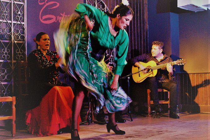 Local Flamenco Show at El Cortijo - What makes it worth your time (beyond the hype)