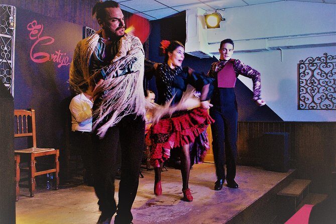 Local Flamenco Show with dinner at El Cortijo - Service, language, and how to keep the evening stress-free