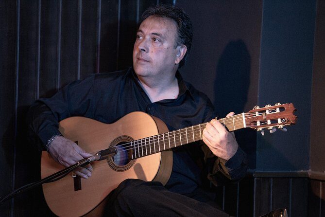 Local Flamenco Show with dinner at El Cortijo - Who should book this flamenco dinner and workshop