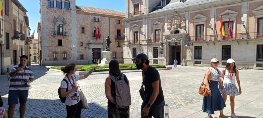 Madrid: 1.5-Hour City Highlights Guided Walking Tour - Casa de Cervantes and Plaza de Santa Ana: literature meets theater energy