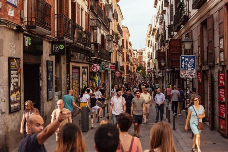 Madrid: 2-Hour Private City Tour Off the Beaten Track - San Antón Market: Watching Madrid Shop and Socialize
