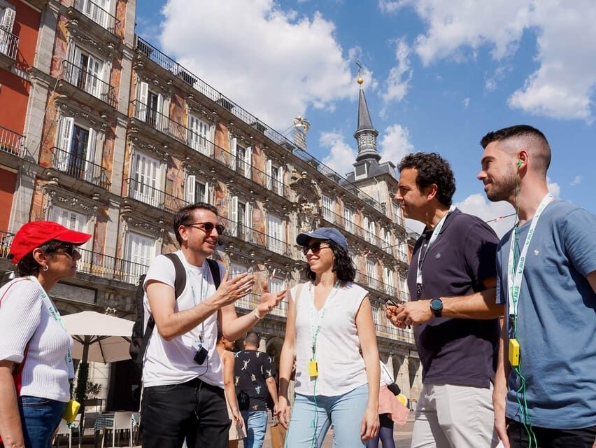 Madrid 3-Hour Sightseeing Tour - Historic center walk: Calle Mayor to Plaza de Oriente