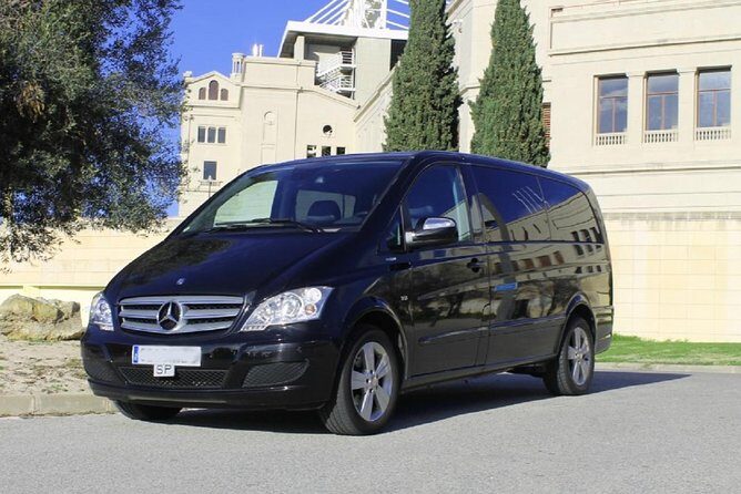 Madrid Airport Private Arrival Transfer - Car vs Minivan: Comfort, Group Fit, and Luggage Reality