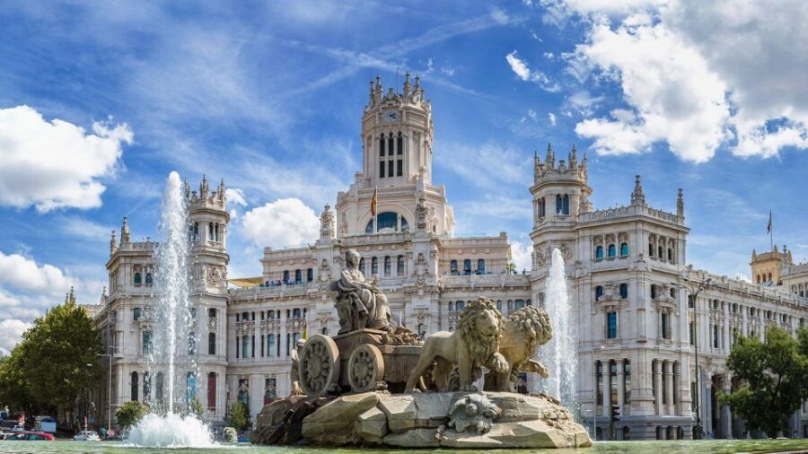 Madrid Audioguide - TravelMate app for your smartphone - Madrid in your headphones: a self-guided tour that doesn’t boss you around