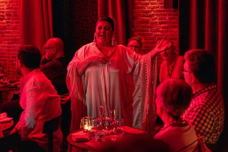 Madrid: Authentic Flamenco at Flamenco de Leones with drink - Food and drinks: the rhythm-friendly way to do flamenco