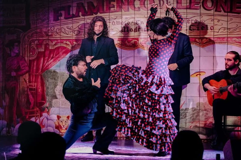 Madrid: Authentic Flamenco at Flamenco de Leones with drink - Who should book Flamenco de Leones (and who might not love it)