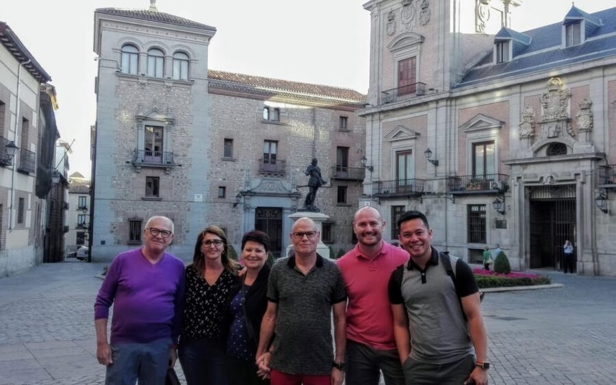 Madrid: Authentic Tapas Evening Tour with a side of History - The Sit-Down Finale: A Proper Spanish Dinner (Including Paella)
