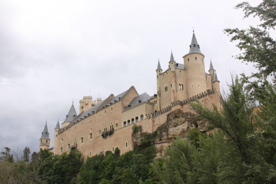 Madrid: Avila and Segovia Day Trip with Tickets to Monuments - Avila Cathedral And Plaza Mayor Area: Sizing Up Gothic Drama