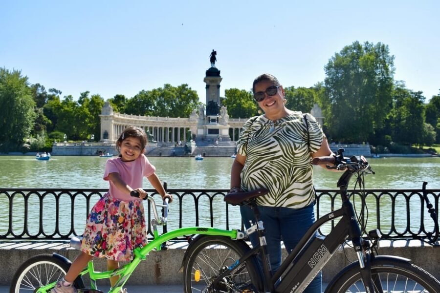 Madrid by bike + PhotoShooting - Electric bike option: when it’s worth the extra