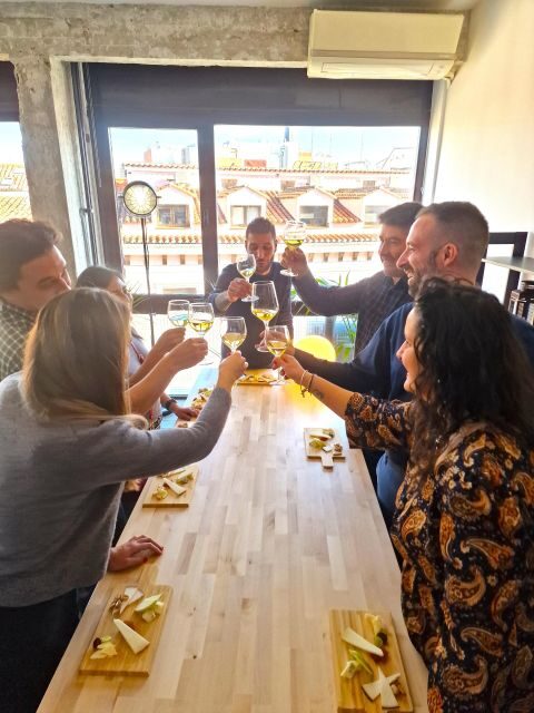 Madrid: cheese tasting with wine pairing. - Why This Tasting Feels Like a Madrid Food Lesson