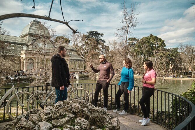 Madrid: City Highlights Guided Vintage Bike Tour - Practical Tips to Make Crowds Feel Less Stressful