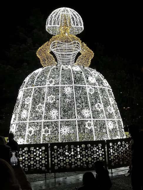 Madrid: City Highlights Tuk-Tuk Tour (2 hours) - From Plaza de España to Temple of Debod: West-Side Orientation