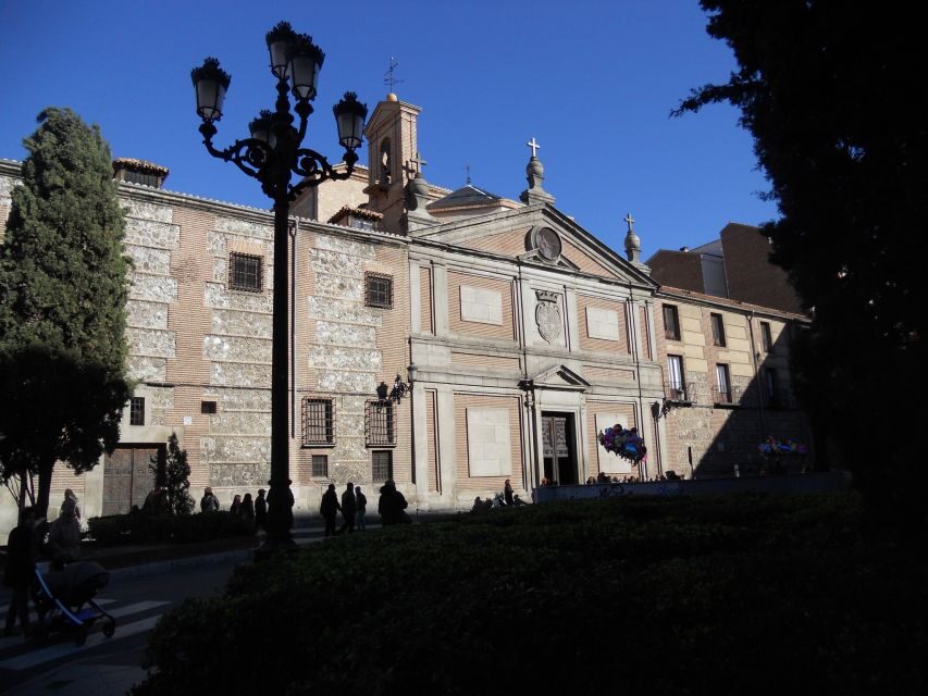 Madrid City Tour: Culture and History - San Ginés Monastery: a smaller stop with street-level stories