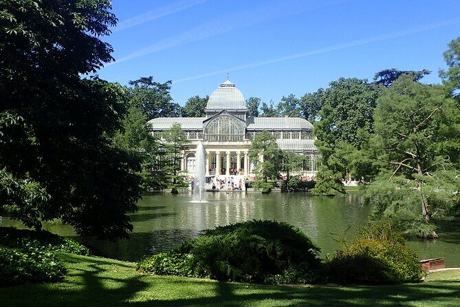 Madrid City Tour | Regular Bike or E-Bike | Reduced Groups - Templo de Debod: ancient Egypt in Madrid, and why the sunset stop works