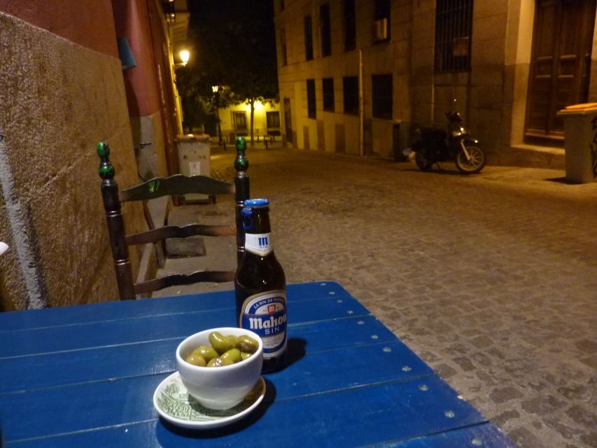 Madrid: Customized Night Tour with a Private Guide - Floodlit Landmarks and the Historical Center at Night
