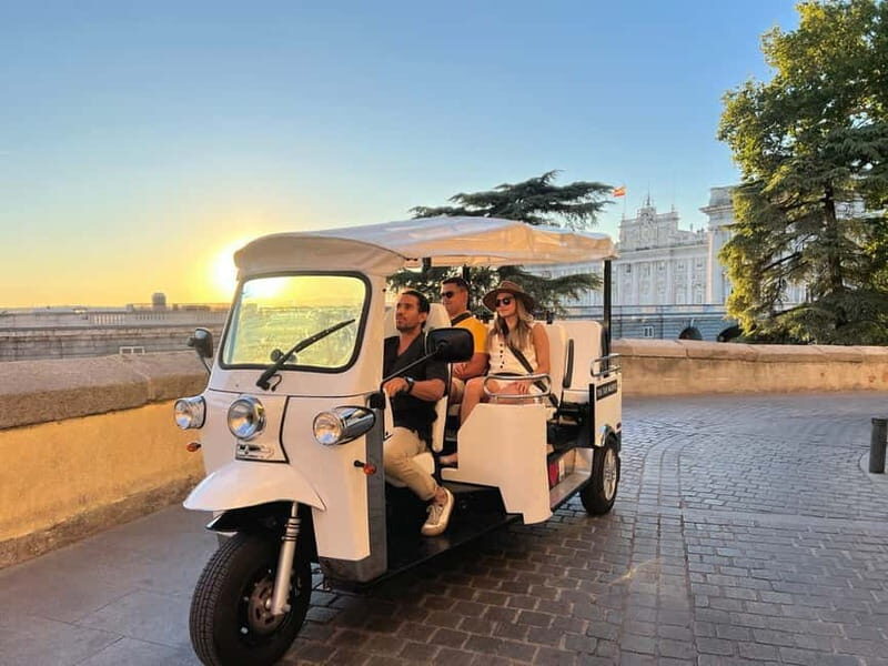 Madrid: Discover the City by Private Electric Tuk Tuk - Central Squares: From Cibeles to Gran Vía Without the Parking Headaches