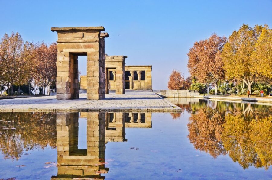 Madrid: El Retiro Park & City Sightseeing Audio Tour - Starting at Atocha: your self-guided Madrid city route