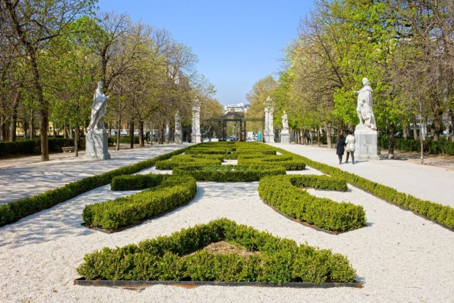 Madrid: El Retiro Park Self-Guided Audio Tour - Why this El Retiro audio tour feels practical in real life