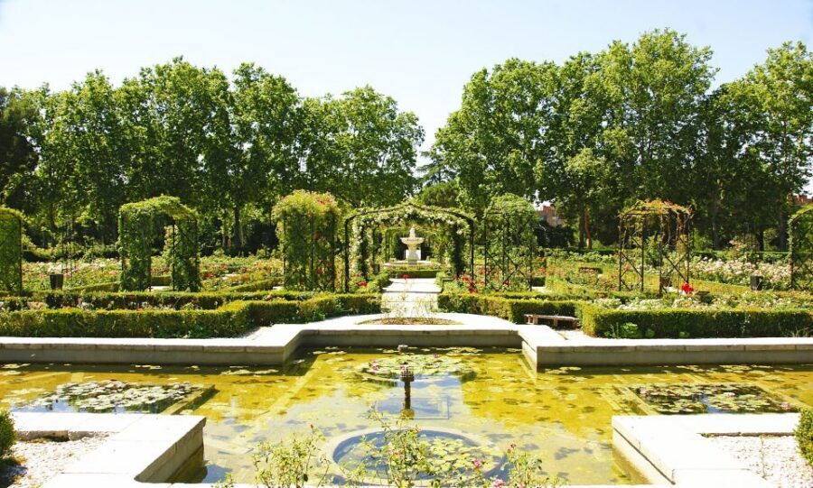 Madrid: El Retiro Park Self-Guided Audio Tour - The offline app: why no data matters more than you think
