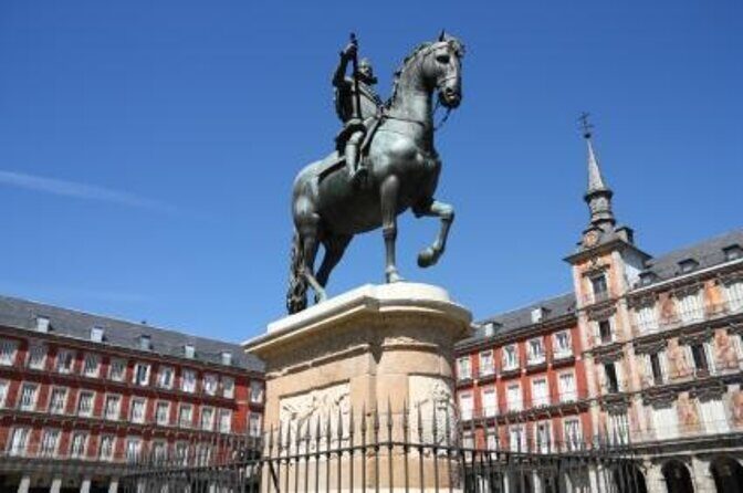 Madrid Essential: Historic Center, Plaza Mayor & Royal Palace - Key stops and why they matter